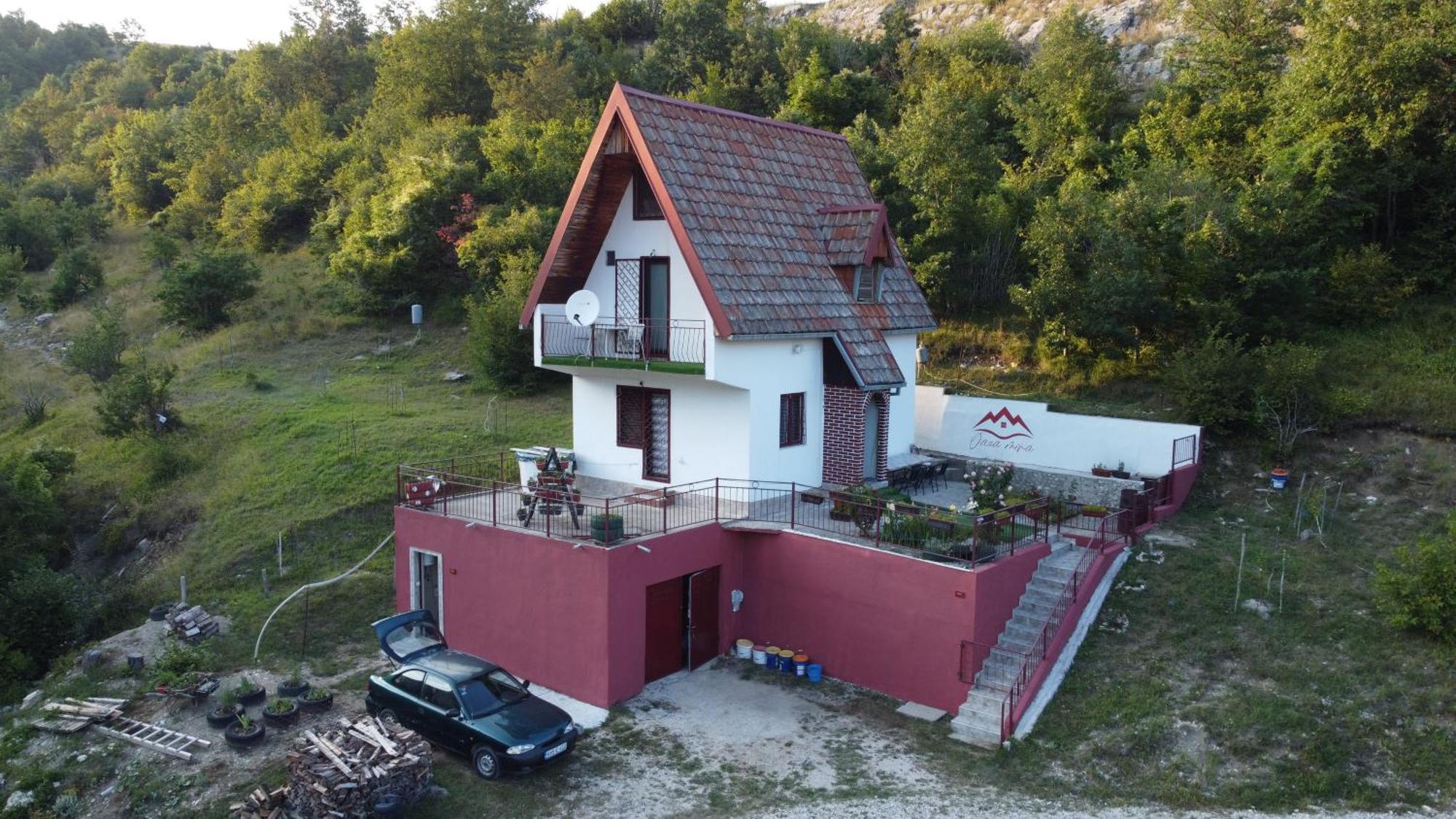 Vikendica "Oaza Mira" Villa Gacko Eksteriør bilde